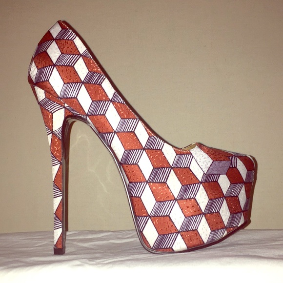 Liliana Shoes - Liliana Orange White Geometric Platform Pumps
